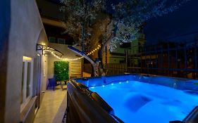 Studio Apartment Mare With Private Garden And Jacuzzi